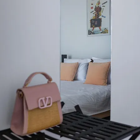 Monero Boutique Iv Apartment *